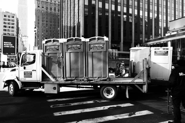 Best Best portable toilet rental  in Oak Ridge, NC