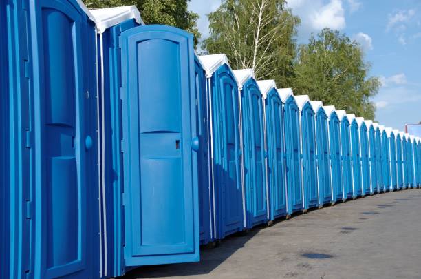 Portable Toilet Options We Offer in Oak Ridge, NC